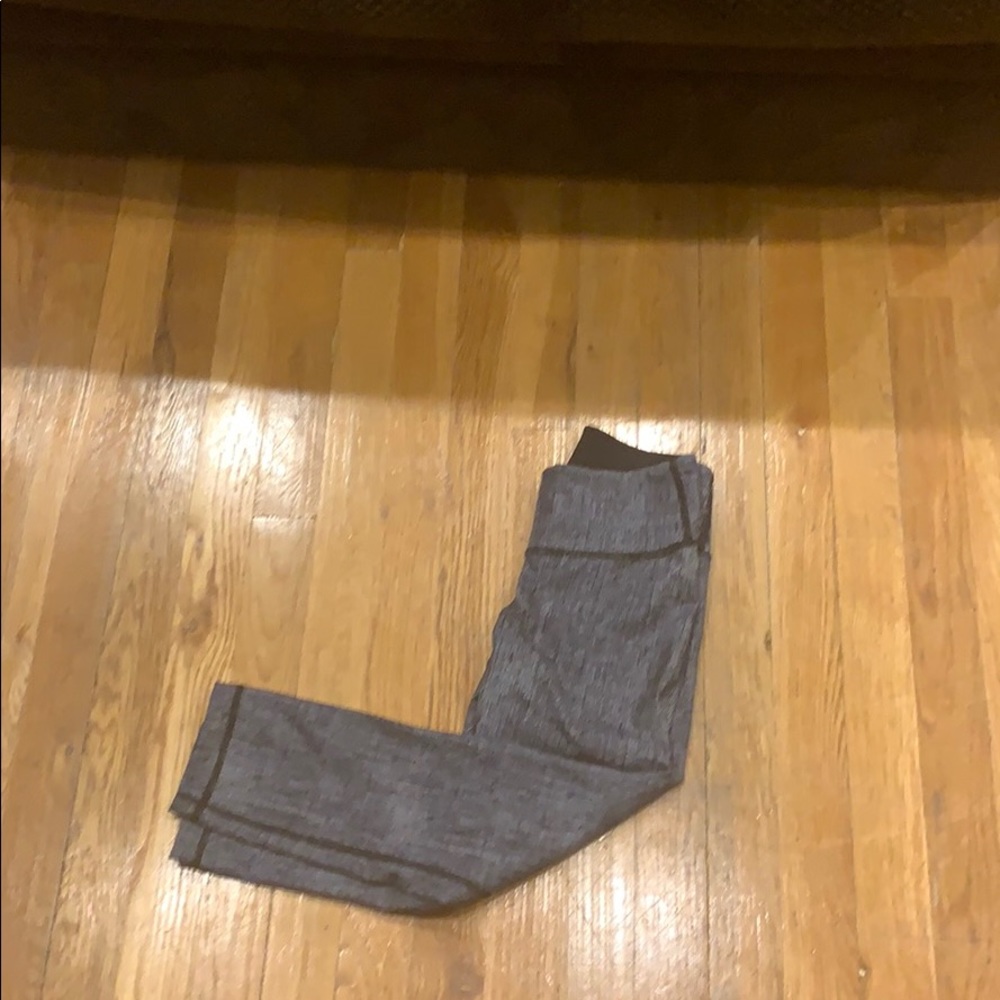 Lululemon black and white pattern